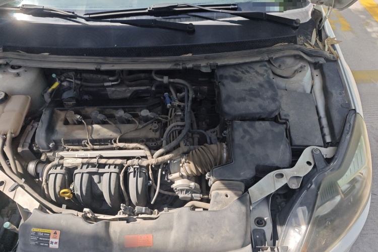 Used Ford Focus 2013 Hatchback Classic 1.8L Manual Base Model Engine Bay Left
