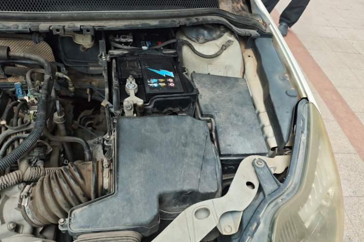 Used Ford Focus 2013 Hatchback Classic 1.8L Automatic Base Model Engine Bay Left