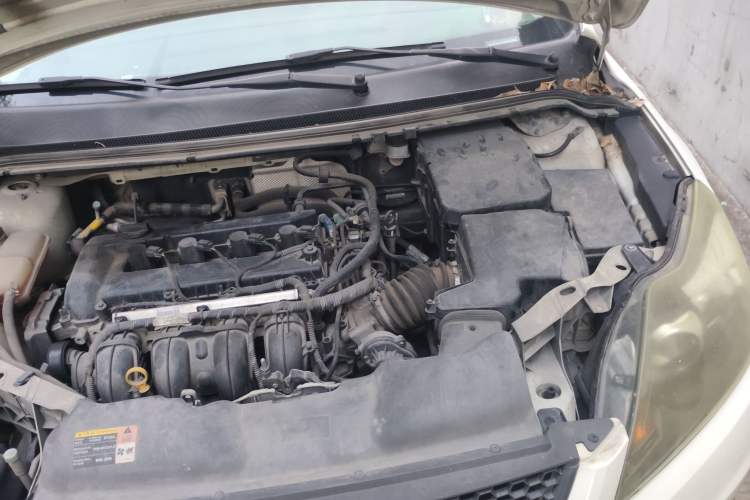 Used Ford Focus 2013 Hatchback Classic 1.8L Automatic Base Model Engine Bay Left
