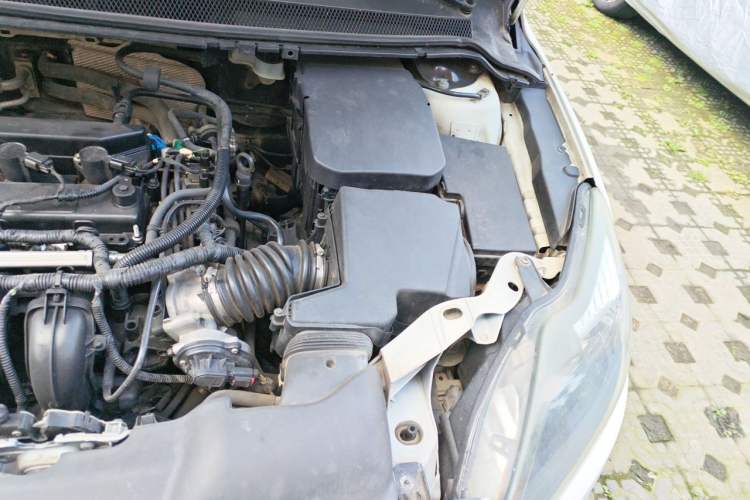 Used Ford Focus 2013 Hatchback Classic 1.8L Automatic Base Model Engine Bay Left