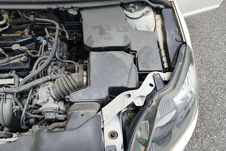Used Ford Focus 2013 Hatchback Classic 1.8L Manual Base Model Engine Bay Left