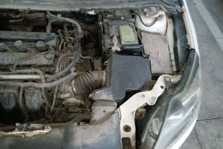 Used Ford Focus 2013 Hatchback Classic 1.8L Manual Base Model Engine Bay Left