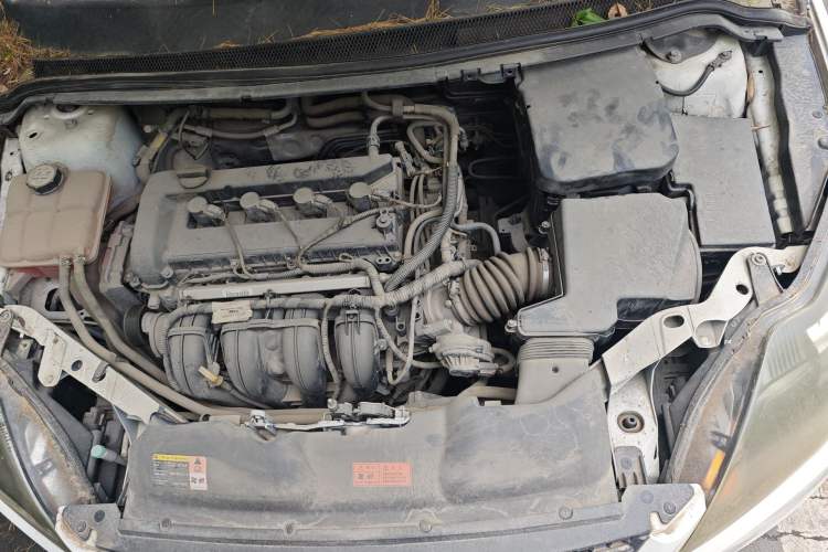 Used Ford Focus 2013 Hatchback Classic 1.8L Manual Base Model Engine Bay Left