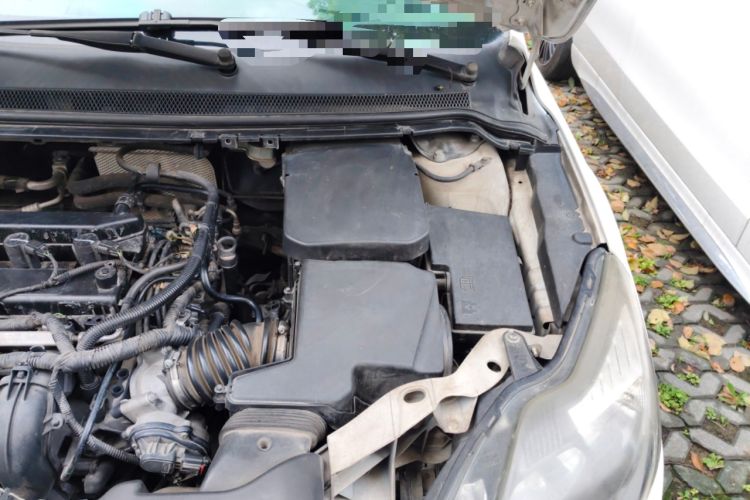 Used Ford Focus 2013 Hatchback Classic 1.8L Automatic Base Model Engine Bay Left