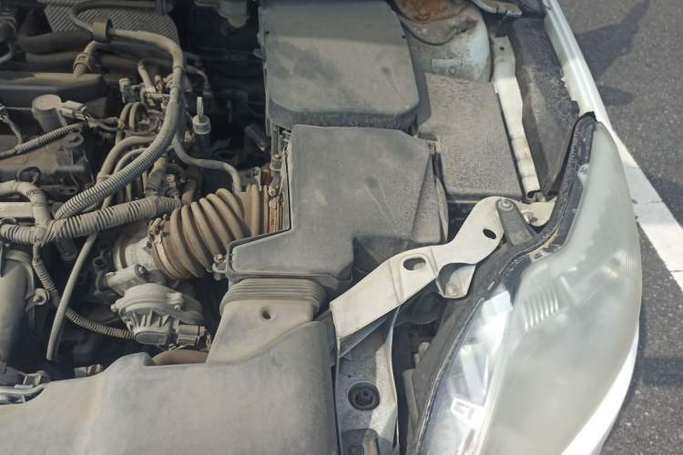 Used Ford Focus 2013 Sedan Classic 1.8L Automatic Millionth Anniversary Edition Engine Bay Left