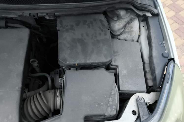 Used Ford Focus 2013 Hatchback Classic 1.8L Automatic Fashion Edition Engine Bay Left