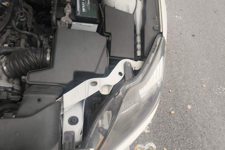 Used Ford Focus 2013 Hatchback Classic 1.8L Automatic Base Model Engine Bay Left
