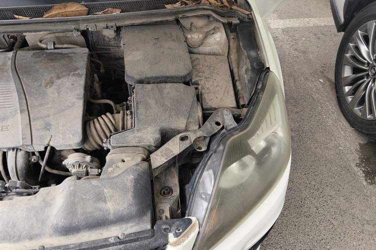 Used Ford Focus 2013 Hatchback Classic 1.8L Automatic Fashion Edition Engine Bay Left