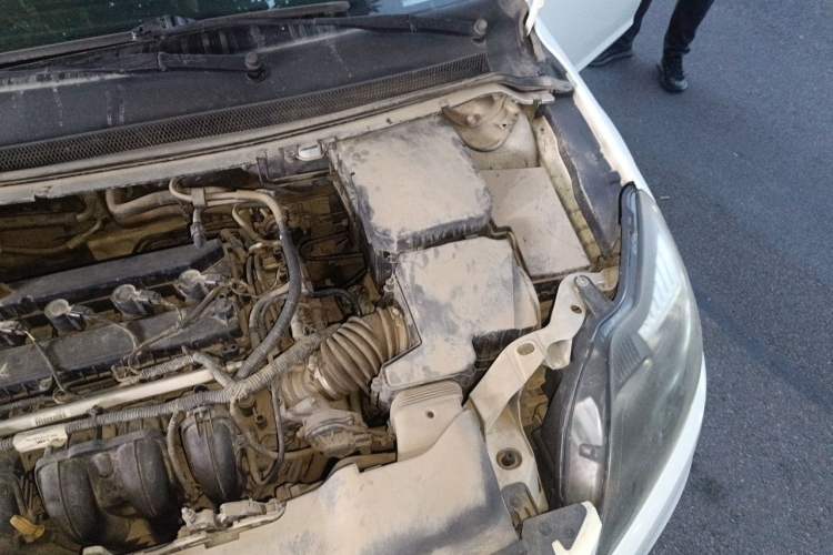 Used Ford Focus 2013 Hatchback Classic 1.8L Manual Base Model Engine Bay Left