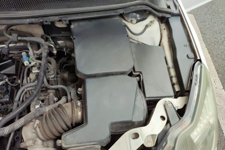 Used Ford Focus 2013 Hatchback Classic 1.8L Automatic Base Model Engine Bay Left