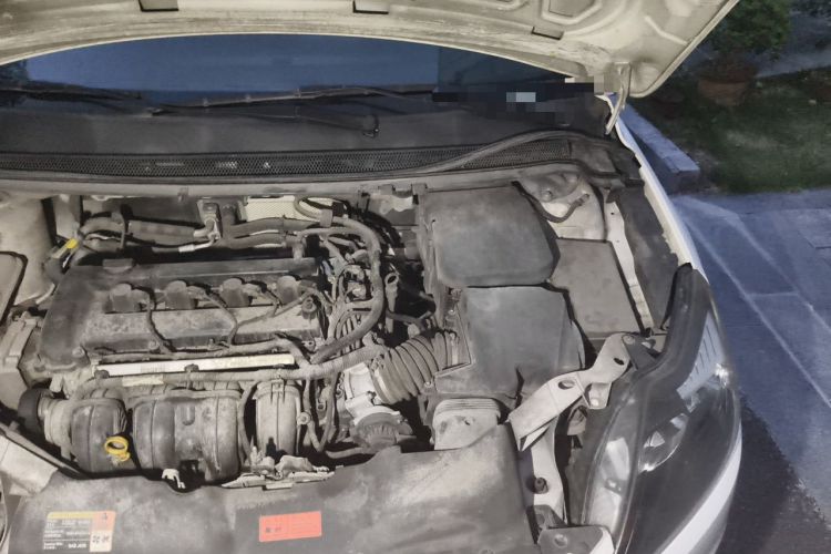 Used Ford Focus 2013 Hatchback Classic 1.8L Automatic Base Model Engine Bay Left