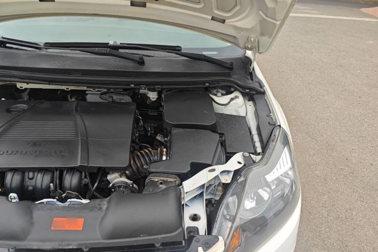 Used Ford Focus 2013 Hatchback Classic 1.8L Automatic Fashion Edition Engine Bay Left