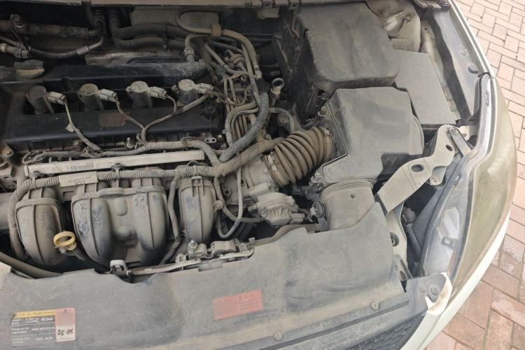 Used Ford Focus 2013 Hatchback Classic 1.8L Automatic Millionth Anniversary Edition Engine Bay Left