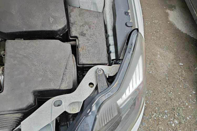 Used Ford Focus 2013 Hatchback Classic 1.8L Automatic Base Model Engine Bay Left