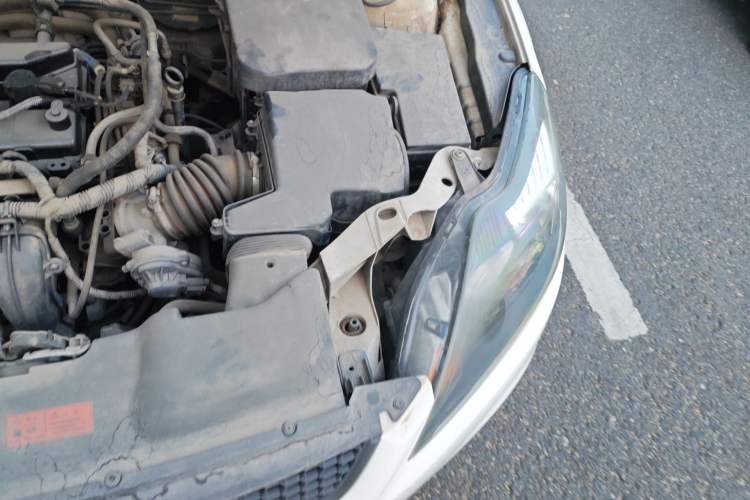 Used Ford Focus 2013 Hatchback Classic 1.8L Automatic Base Model Engine Bay Left