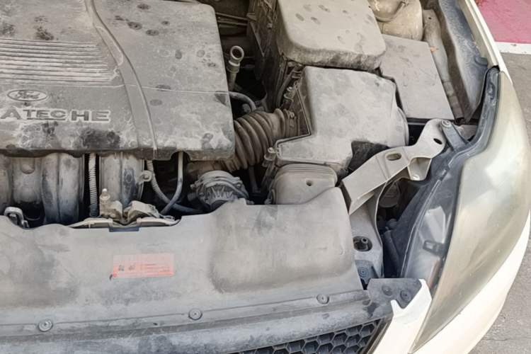 Used Ford Focus 2013 Hatchback Classic 1.8L Automatic Fashion Edition Engine Bay Left