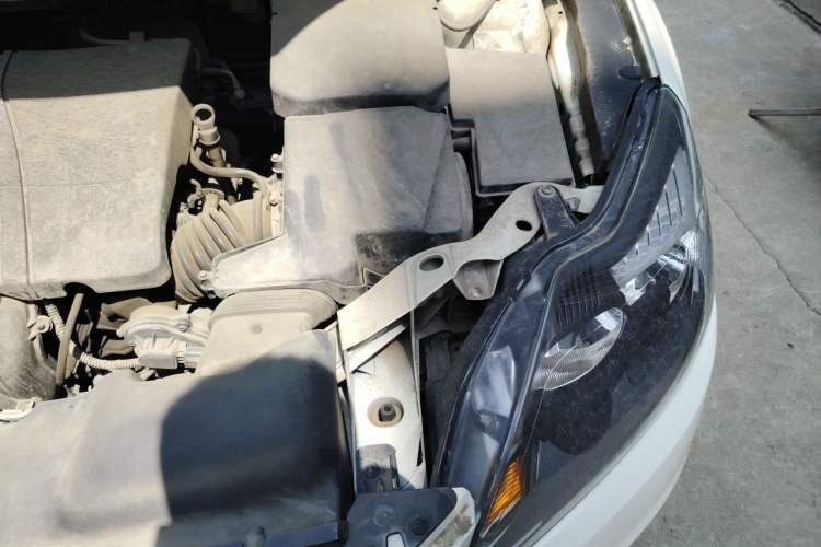 Used Ford Focus 2013 Hatchback Classic 1.8L Automatic Fashion Edition Engine Bay Left