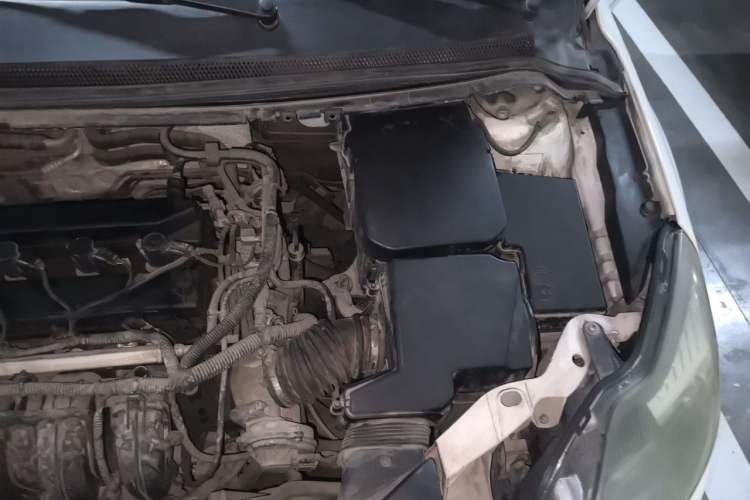 Used Ford Focus 2013 Hatchback Classic 1.8L Automatic Base Model Engine Bay Left