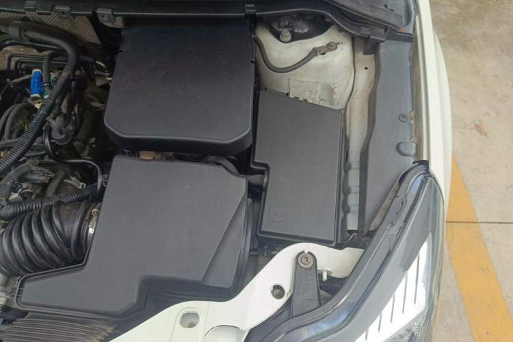 Used Ford Focus 2013 Hatchback Classic 1.8L Automatic Base Model Engine Bay Left