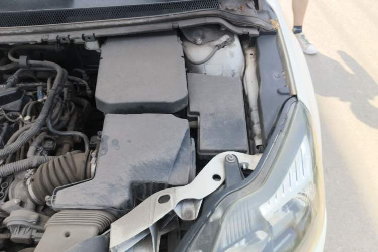 Used Ford Focus 2013 Hatchback Classic 1.8L Manual Base Model Engine Bay Left