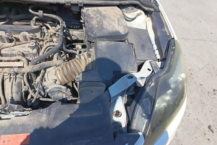 Used Ford Focus 2013 Hatchback Classic 1.8L Manual Base Model Engine Bay Left