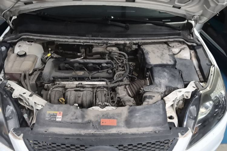 Used Ford Focus 2013 Hatchback Classic 1.8L Automatic Base Model Engine Bay
