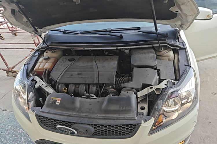 Used Ford Focus 2013 Hatchback Classic 1.8L Manual Base Model Engine Bay