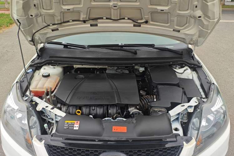 Used Ford Focus 2013 Hatchback Classic 1.8L Automatic Fashion Edition Engine Bay