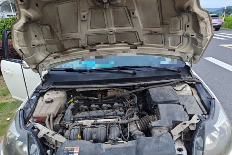 Used Ford Focus 2013 Hatchback Classic 1.8L Automatic Base Model Engine Bay