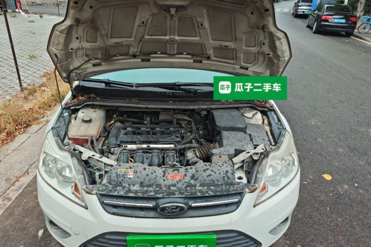 Used Ford Focus 2013 Sedan Classic 1.8L Automatic Base Model Engine Bay
