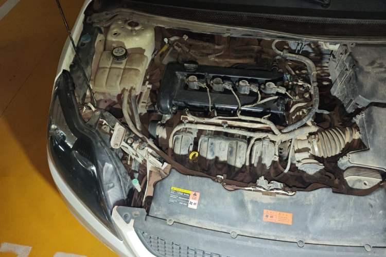 Used Ford Focus 2013 Hatchback Classic 1.8L Manual Base Model Engine Bay Right