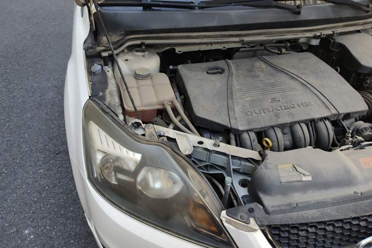 Used Ford Focus 2013 Hatchback Classic 1.8L Automatic Fashion Edition Engine Bay Right