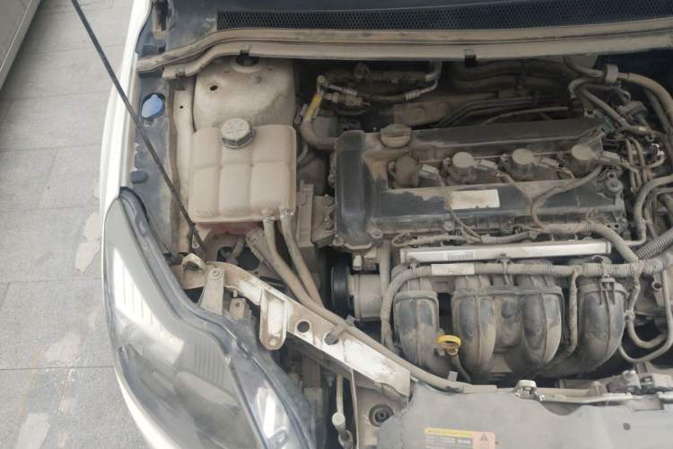 Used Ford Focus 2013 Hatchback Classic 1.8L Automatic Base Model Engine Bay Right