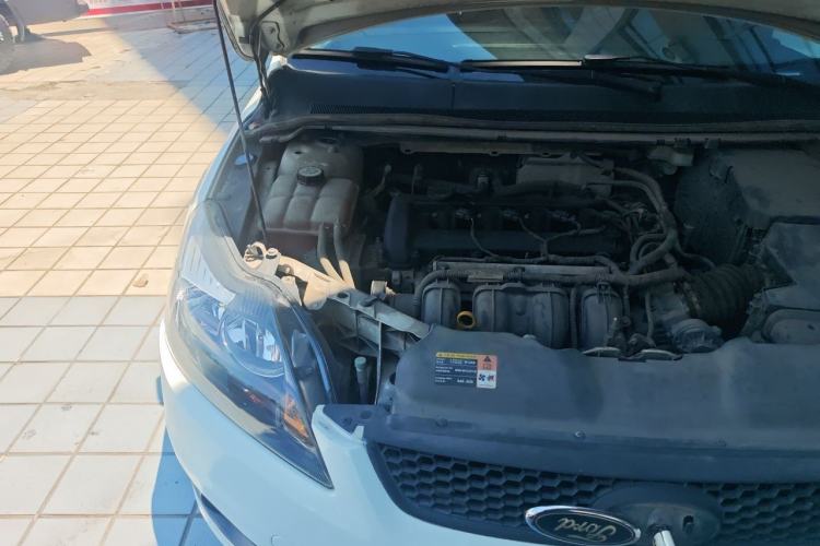 Used Ford Focus 2013 Hatchback Classic 1.8L Automatic Base Model Engine Bay Right