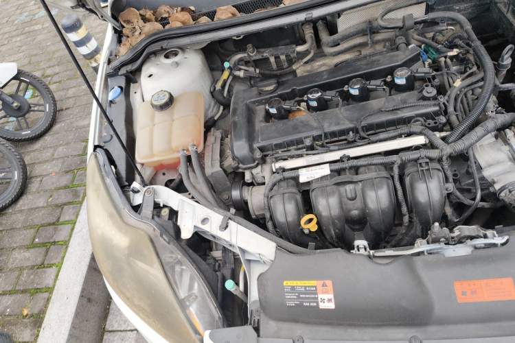 Used Ford Focus 2013 Hatchback Classic 1.8L Automatic Base Model Engine Bay Right