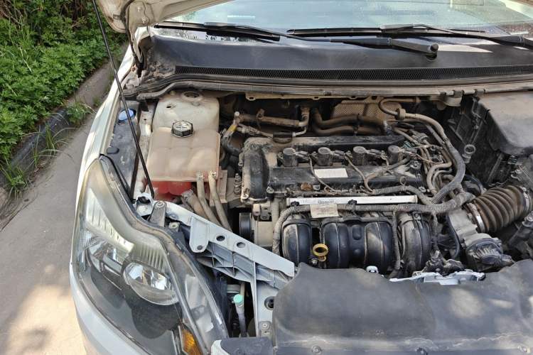 Used Ford Focus 2013 Hatchback Classic 1.8L Automatic Base Model Engine Bay Right