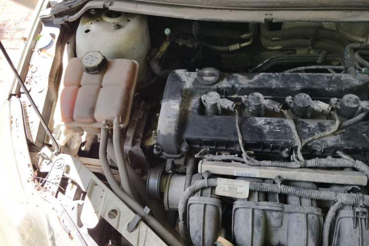 Used Ford Focus 2013 Hatchback Classic 1.8L Automatic Base Model Engine Bay Right
