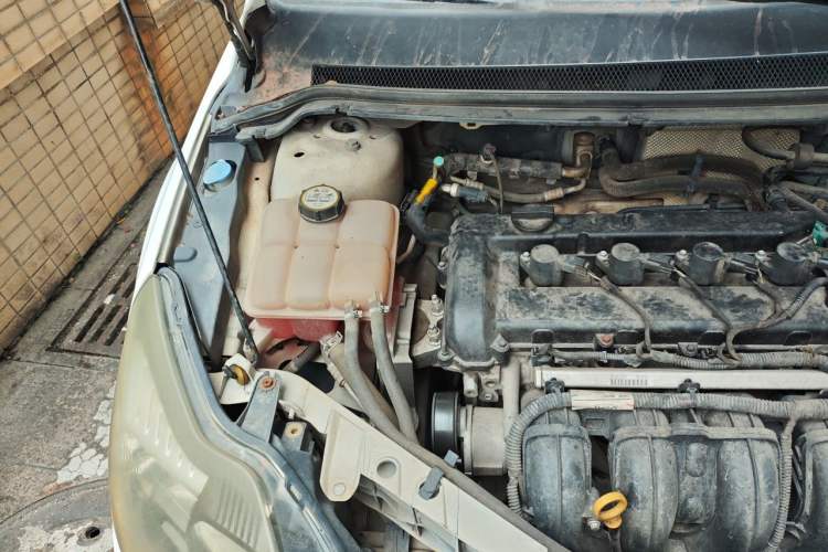 Used Ford Focus 2013 Hatchback Classic 1.8L Automatic Base Model Engine Bay Right