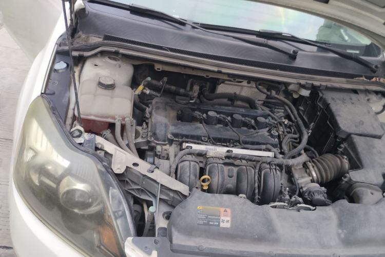 Used Ford Focus 2013 Hatchback Classic 1.8L Automatic Base Model Engine Bay Right