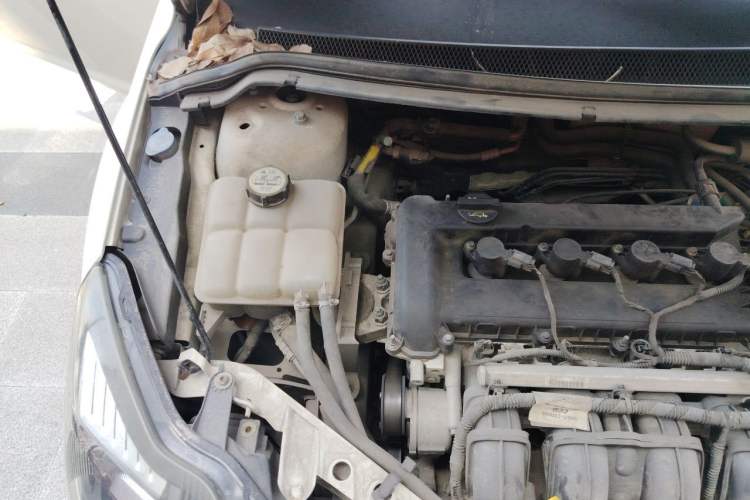 Used Ford Focus 2013 Hatchback Classic 1.8L Automatic Base Model Engine Bay Right