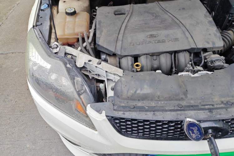 Used Ford Focus 2013 Hatchback Classic 1.8L Automatic Base Model Engine Bay Right