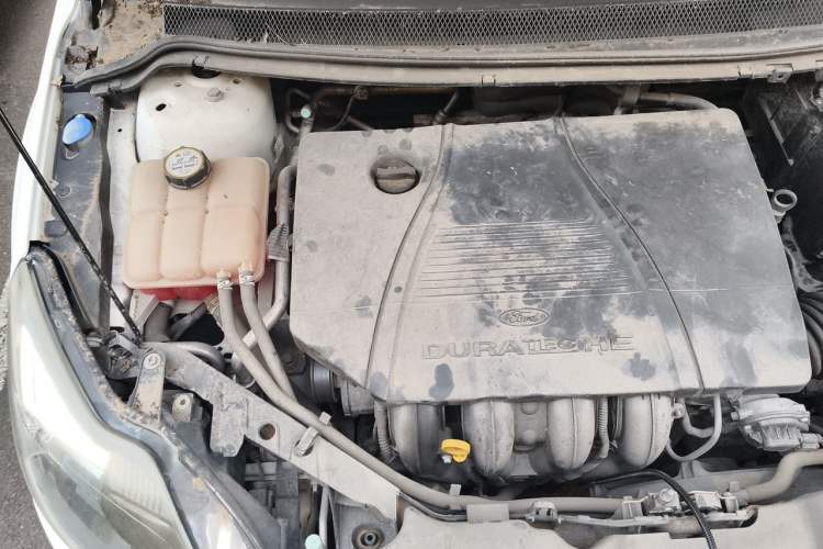 Used Ford Focus 2013 Hatchback Classic 1.8L Automatic Fashion Edition Engine Bay Right