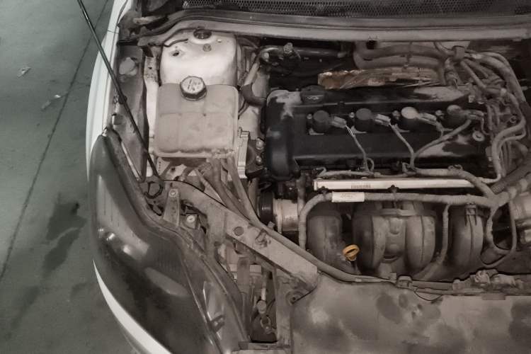 Used Ford Focus 2013 Hatchback Classic 1.8L Automatic Base Model Engine Bay Right