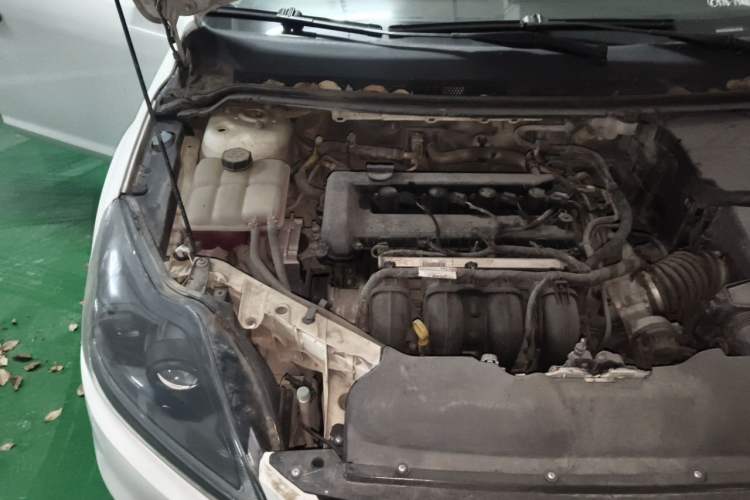 Used Ford Focus 2013 Hatchback Classic 1.8L Manual Base Model Engine Bay Right