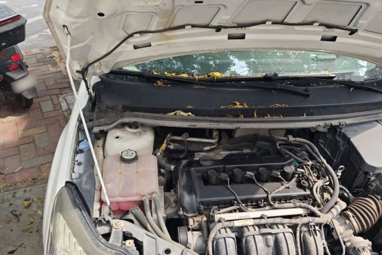 Used Ford Focus 2013 Hatchback Classic 1.8L Automatic Base Model Engine Bay Right