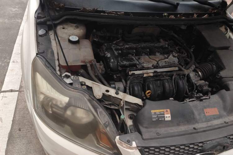 Used Ford Focus 2013 Hatchback Classic 1.8L Automatic Base Model Engine Bay Right