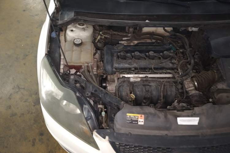 Used Ford Focus 2013 Hatchback Classic 1.8L Automatic Base Model Engine Bay Right