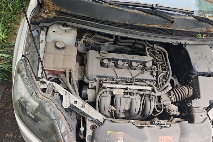 Used Ford Focus 2013 Hatchback Classic 1.8L Manual Base Model Engine Bay Right