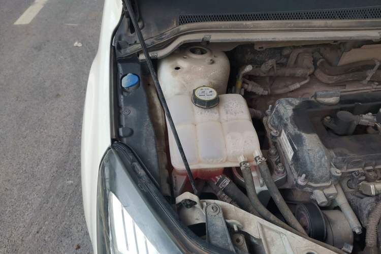 Used Ford Focus 2013 Hatchback Classic 1.8L Automatic Base Model Engine Bay Right