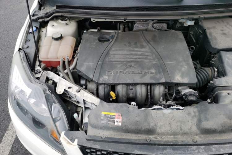 Used Ford Focus 2013 Hatchback Classic 1.8L Automatic Fashion Edition Engine Bay Right